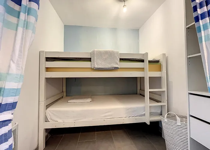 Lejlighed F2 Renove Sur Avec Parking A Carnon - Fr-1-715-78 Mauguio