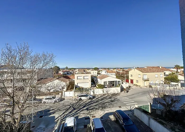 Lejlighed F2 Renove Sur Avec Parking A Carnon - Fr-1-715-78 *